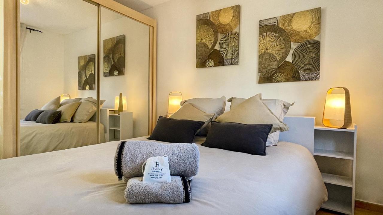 Homey Wood - New - Appartement Avec Une Chambre - Parking Prive Gratuit - Balcon Prive - A 5 Min De La Gare Pour Rejoindre Geneve 안마스 외부 사진